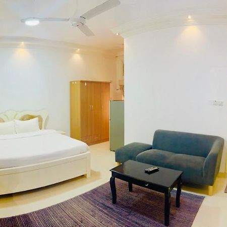 Al Tharya Furnished Apartments Awqad Bayt Fadil 外观 照片