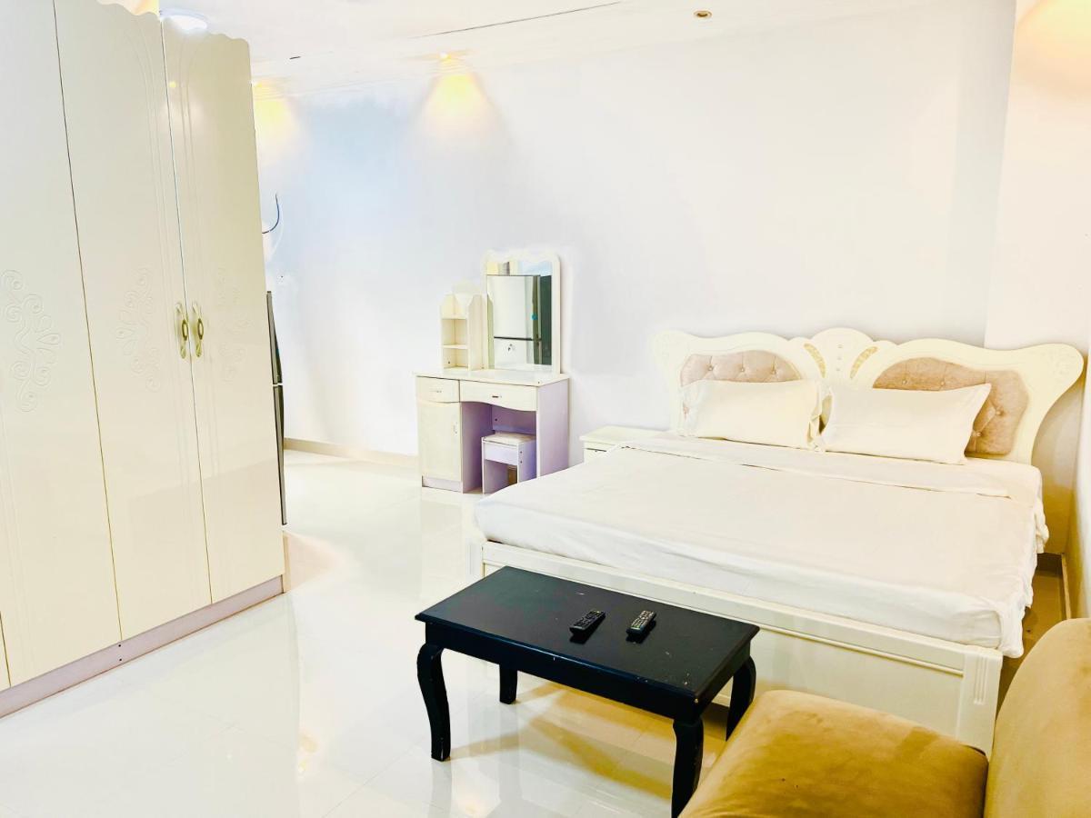 Al Tharya Furnished Apartments Awqad Bayt Fadil 外观 照片